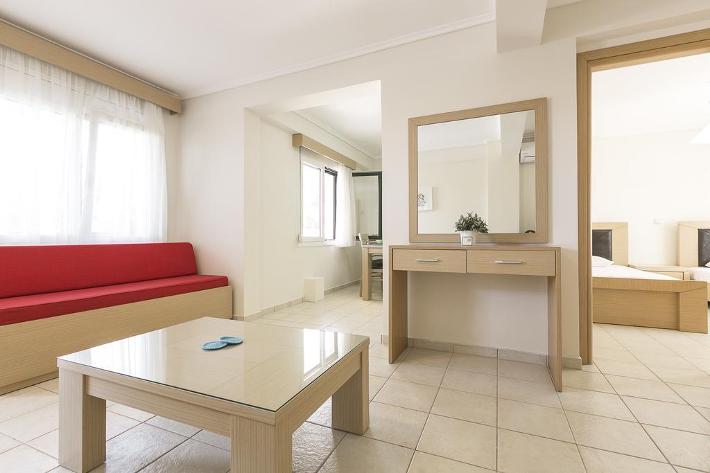 Olive Tree Apartments Fourka Exterior foto