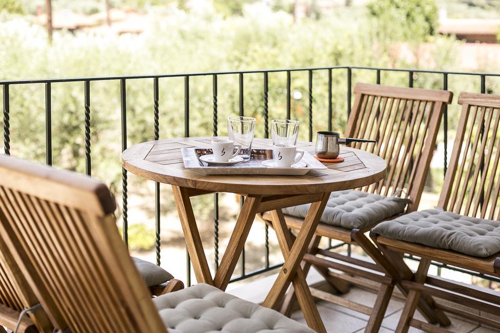 Olive Tree Apartments Fourka Exterior foto