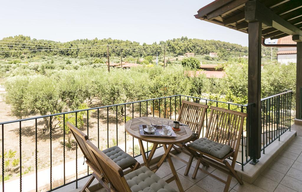Olive Tree Apartments Fourka Exterior foto