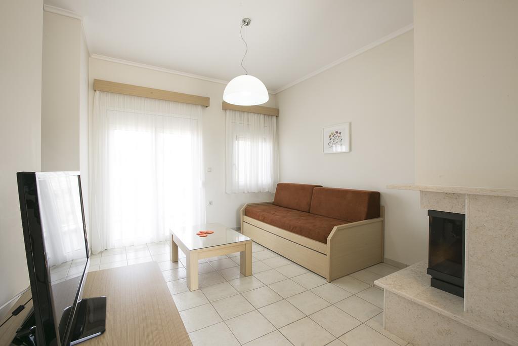 Olive Tree Apartments Fourka Exterior foto